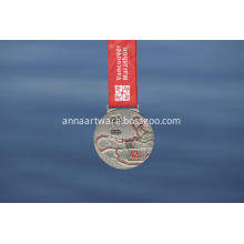 2018 Vancouver Marathon Finishers Medal